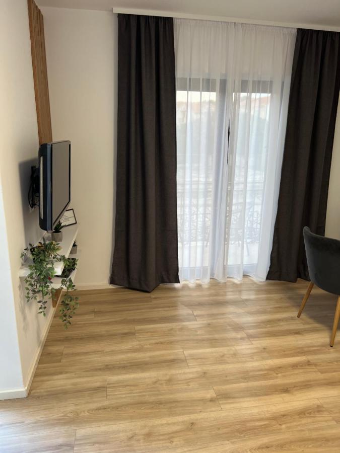 Apartmani Ivelic スペタル エクステリア 写真