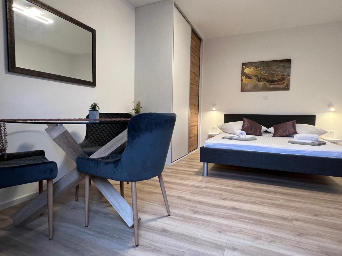 Apartmani Ivelic スペタル エクステリア 写真