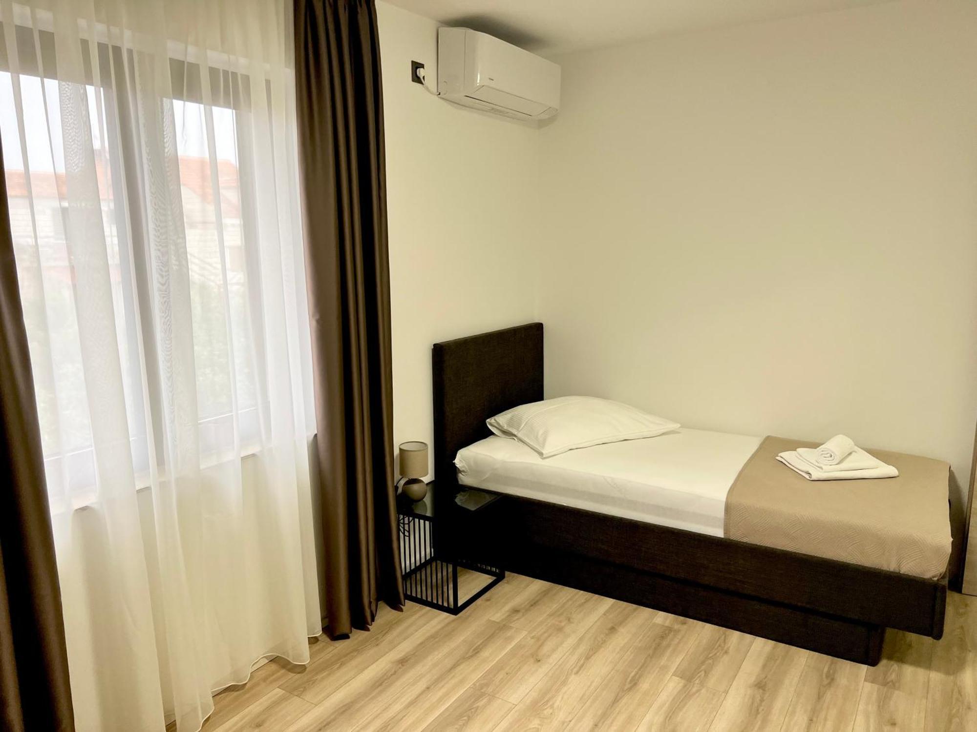 Apartmani Ivelic スペタル エクステリア 写真