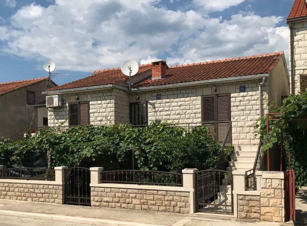 Apartmani Ivelic スペタル エクステリア 写真